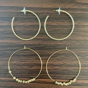 Ear Party: 2 sets of gold Hoop earrings